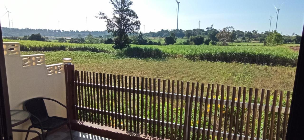 Hotel Touch The Wind Chaiyaphum Exterior foto